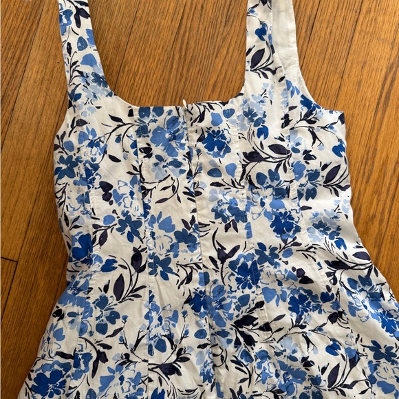 Elegant Blue Floral Midi Dress - Picture 4 of 6